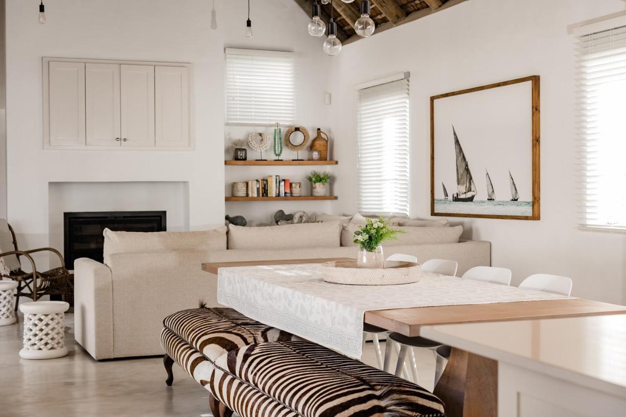 Bliss On The Bay Villa Struisbaai Exterior photo