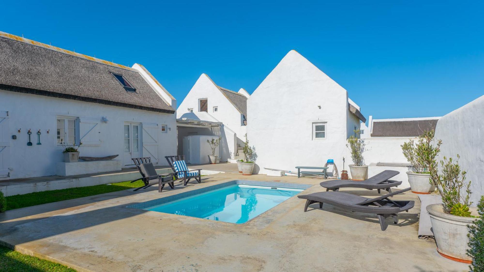 Bliss On The Bay Villa Struisbaai Exterior photo