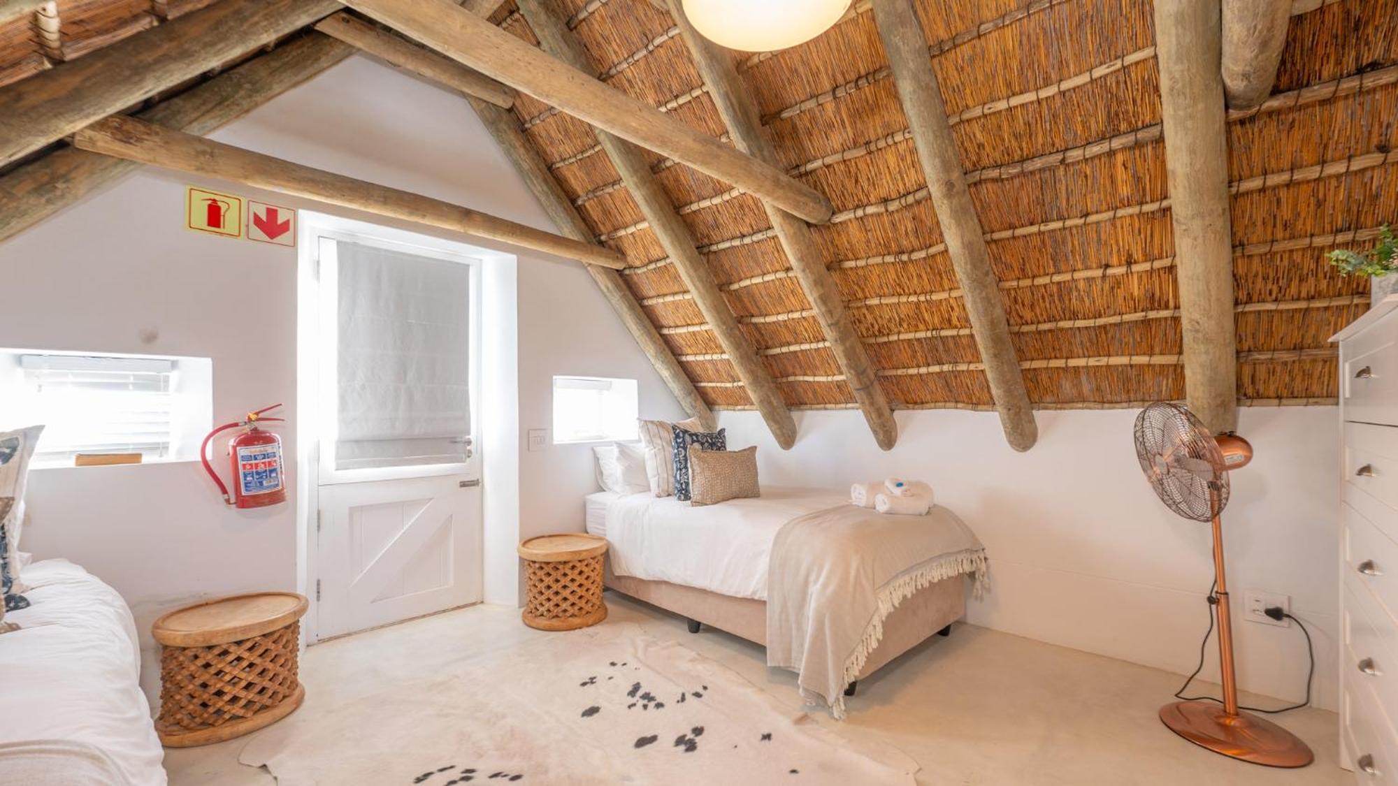 Bliss On The Bay Villa Struisbaai Exterior photo